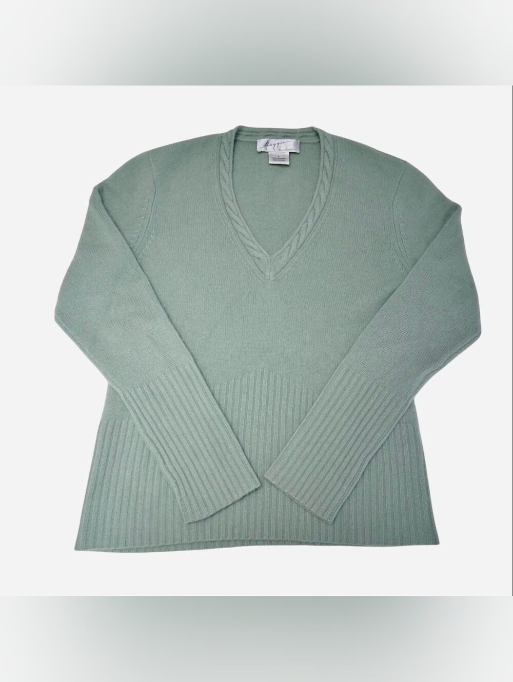 100% Cashmere Braided V-Neck Ribbed Hem Knit Sweater- Light Sage Green Large